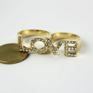 Кольцо LOVE Размер 1.8-1.7 см #5052